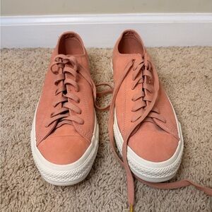 Converse Men's Peach Sneakers
